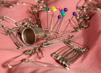 Jak zrobić schludne obszycie dziurki na guzik