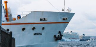 Jak uszyć spodnie cargo z kieszeniami miechowymi? Praktyczny przewodnik